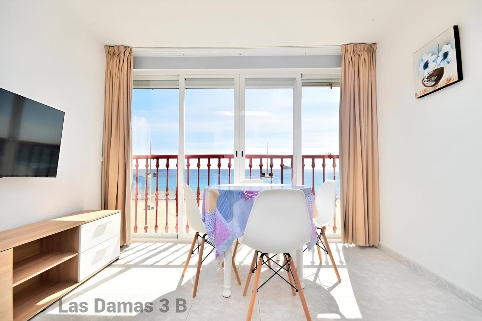 Las Damas 3B Beach Front - Pool & Parking เบนิดอร์ม ภายนอก รูปภาพ