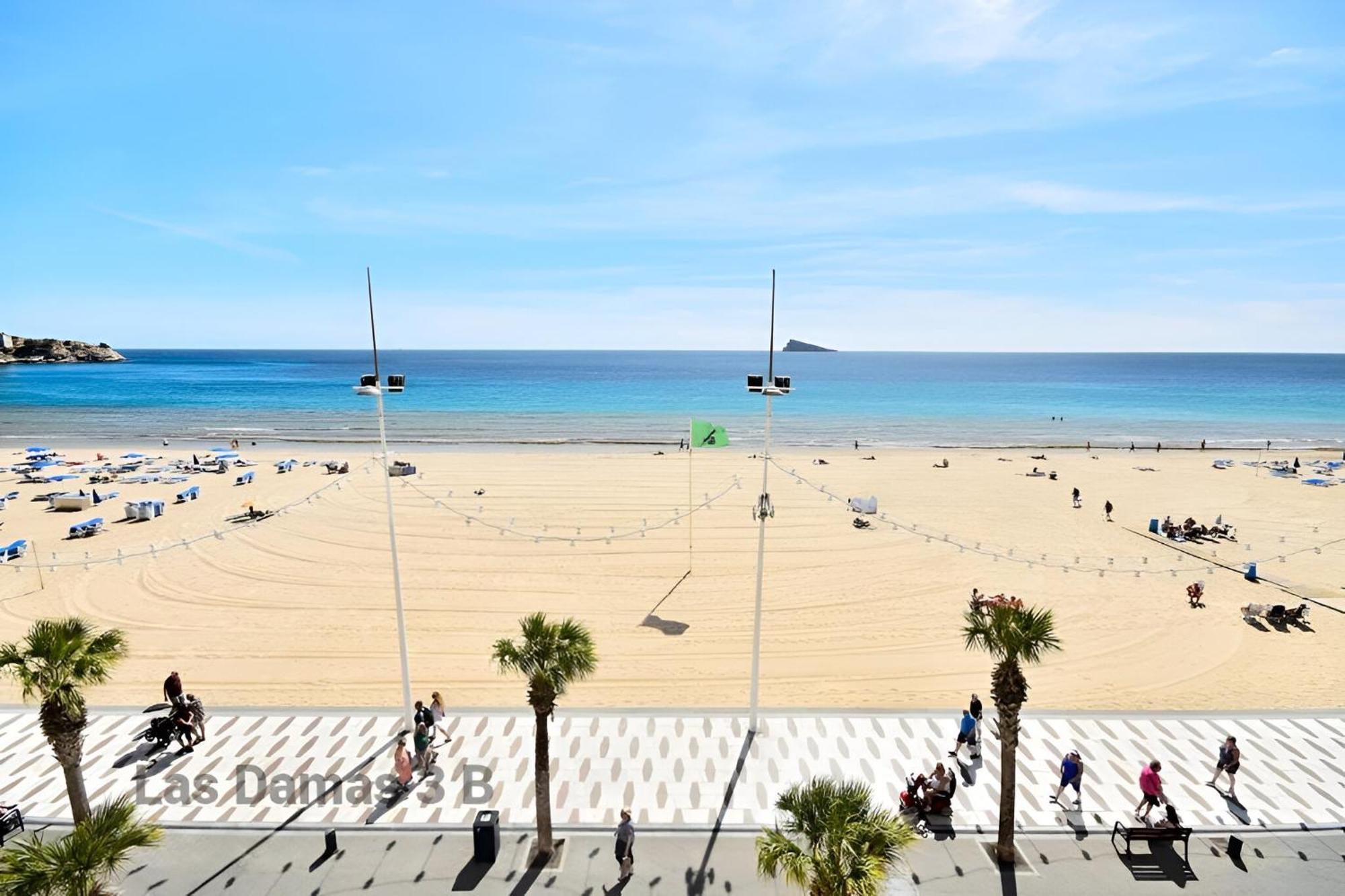 Las Damas 3B Beach Front - Pool & Parking เบนิดอร์ม ภายนอก รูปภาพ